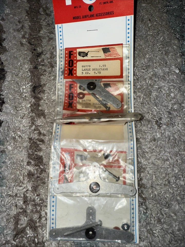 FOX LARGE 3" ALUMINUM MODEL AIRPLANE CONTROL LINE BELL CRANK Made in USA #86779 - Image 4 of 4