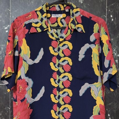 Sun Surf Hibiscus Aloha Shirt Rayon S Size Coconut Button Pattern #243