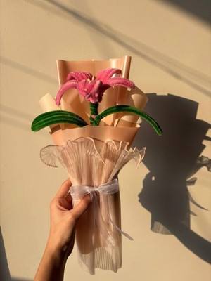 HANDMADE LILY TULIP PIPE CLEANER FLOWERS BOUQET