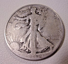 US Walking Liberty half dollar - lot of 3 coins. 1940, 1944, 1946. Circulated. — photo 2