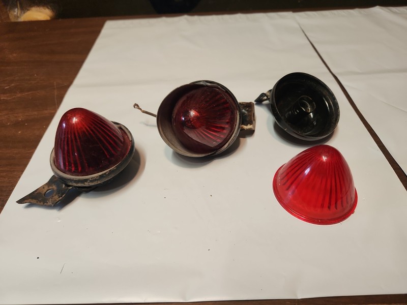 Vintage Beehive Taillights Parts Untested 