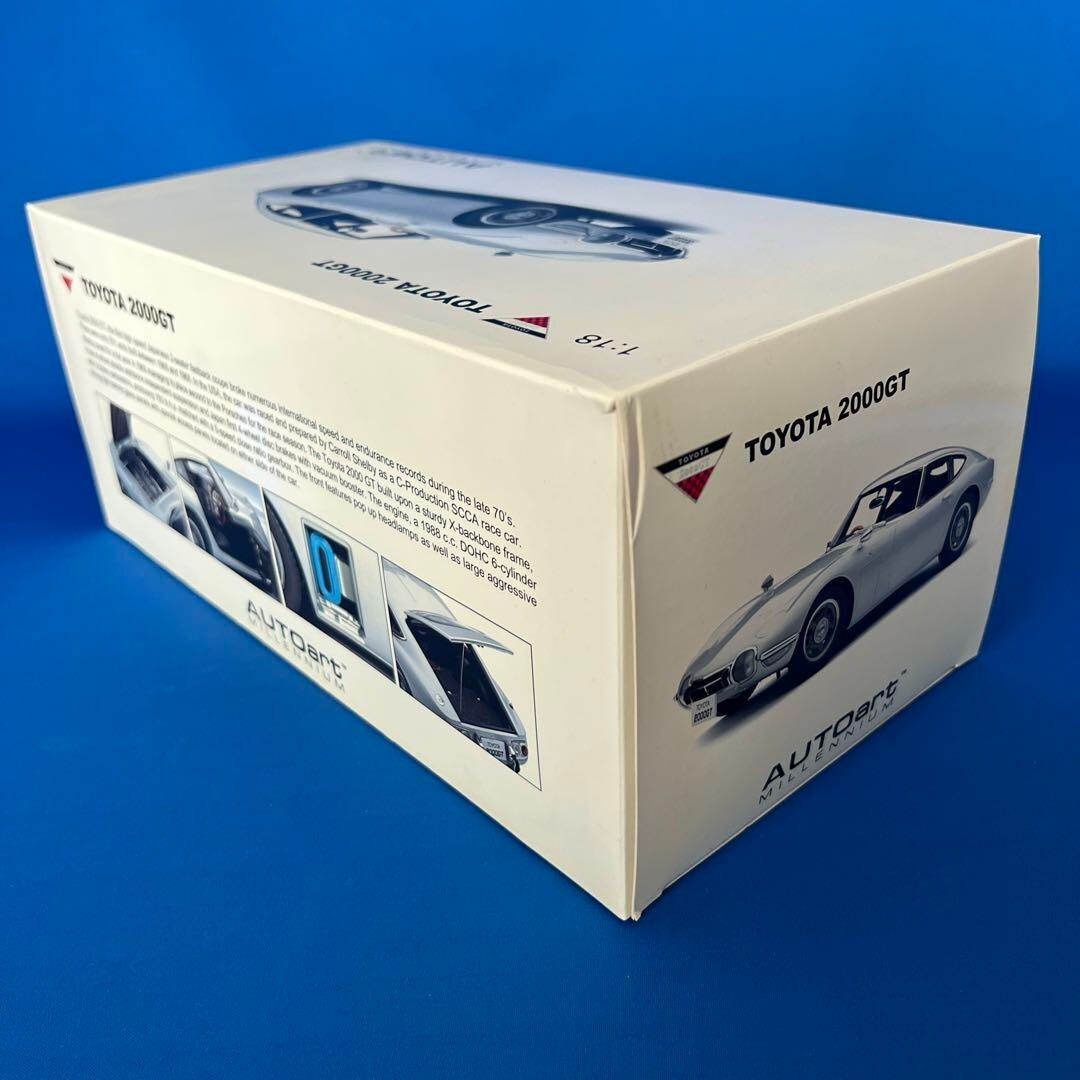 1/18 AUTOart Toyota 2000 GT Coupe Upgraded Silver w/ Box 1/18 AUTOart Toyota 2000 GT Coupe Upgraded Silver w/ Box
