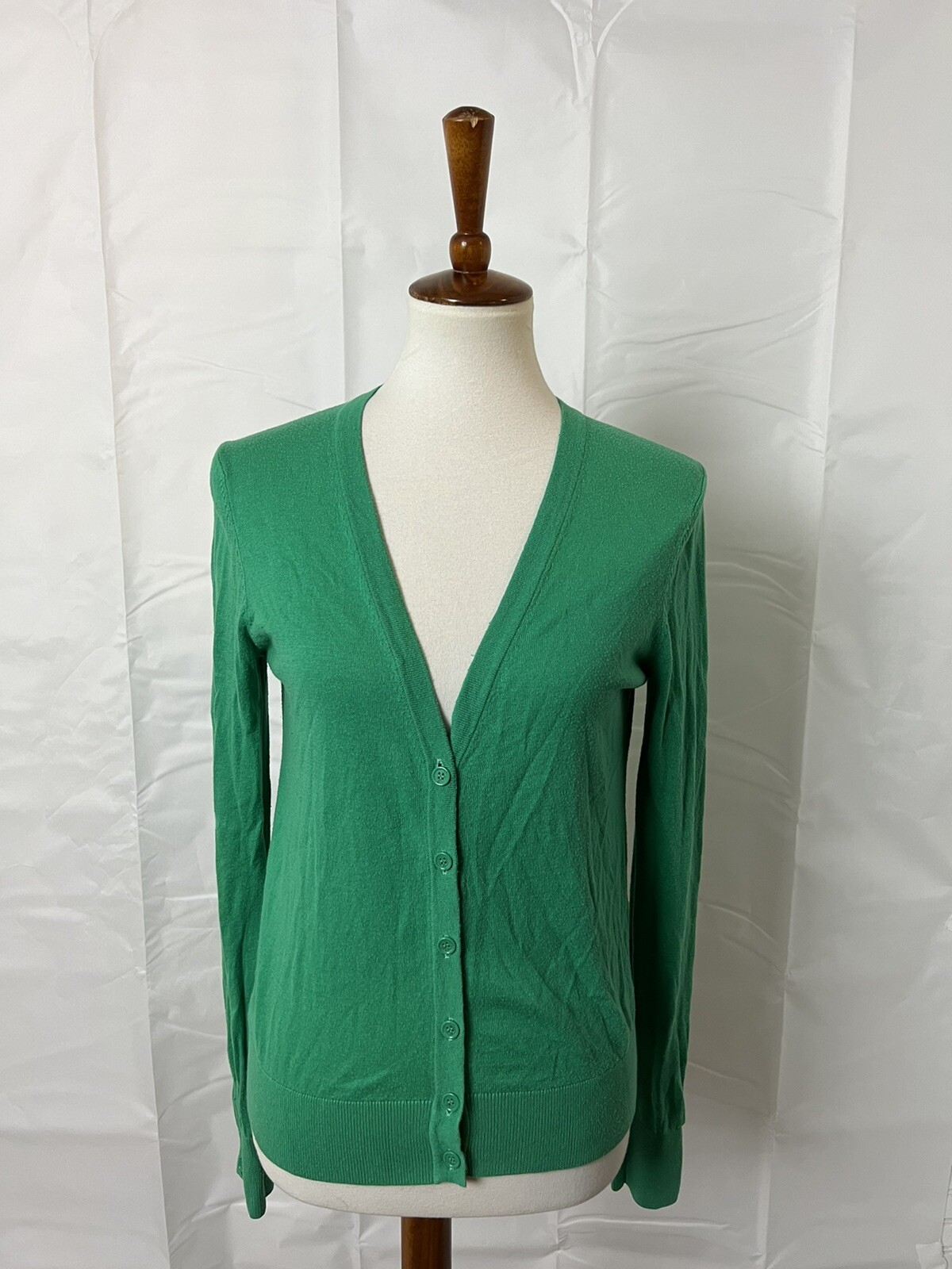 Ann taylor loft cardigan Sz M Green 