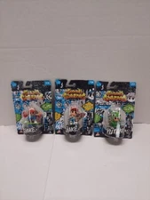 SYBO GAMES ALPHA GROUP Subway Surfers Figure - Shorties JAKE, YUTANI - Lot Gifts