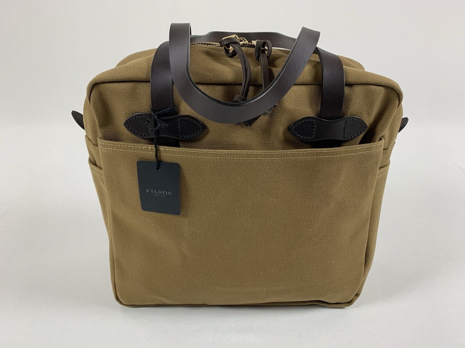 Filson Tote bag with zipper Tan, classic-looking shopper