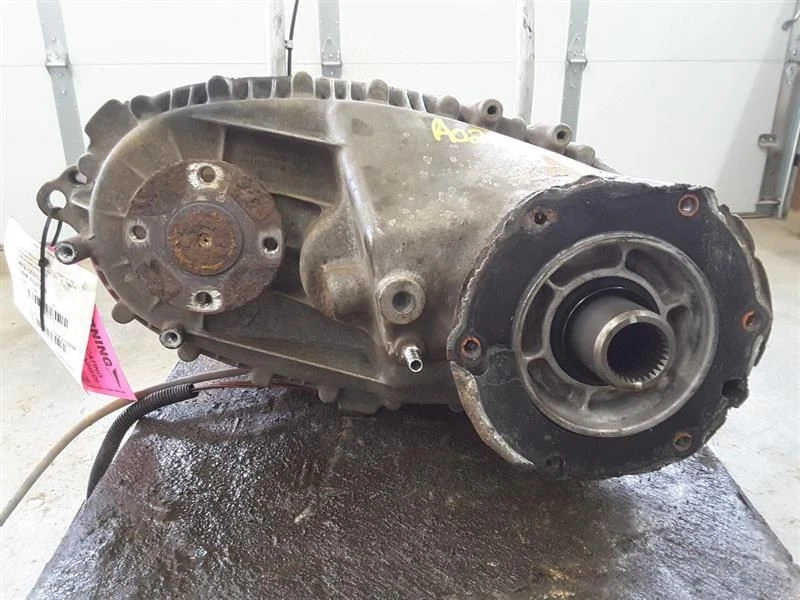 1997 Ford F150 Transfer Case Assembly  - Image 2 of 4