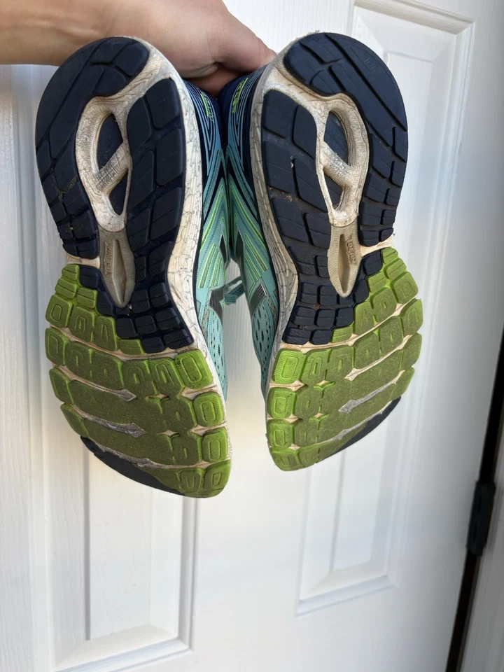 Zapatos para correr New Balance 880v7 para mujer, talla 9, azul claro Foto 3 de 4