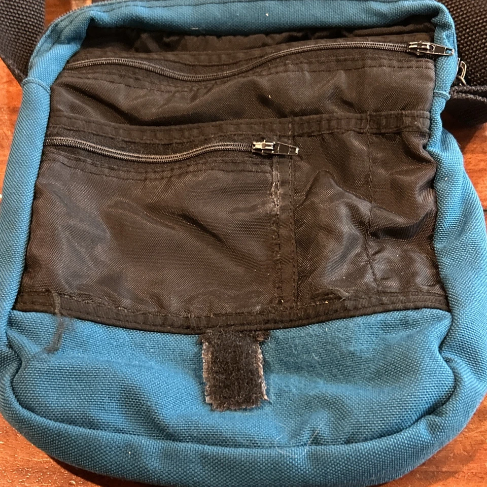 Bolso Bandolera Eagle Creek Travel Gear Verde De Colección Verde Azul Teal Mini Mensajero Foto 4 de 4