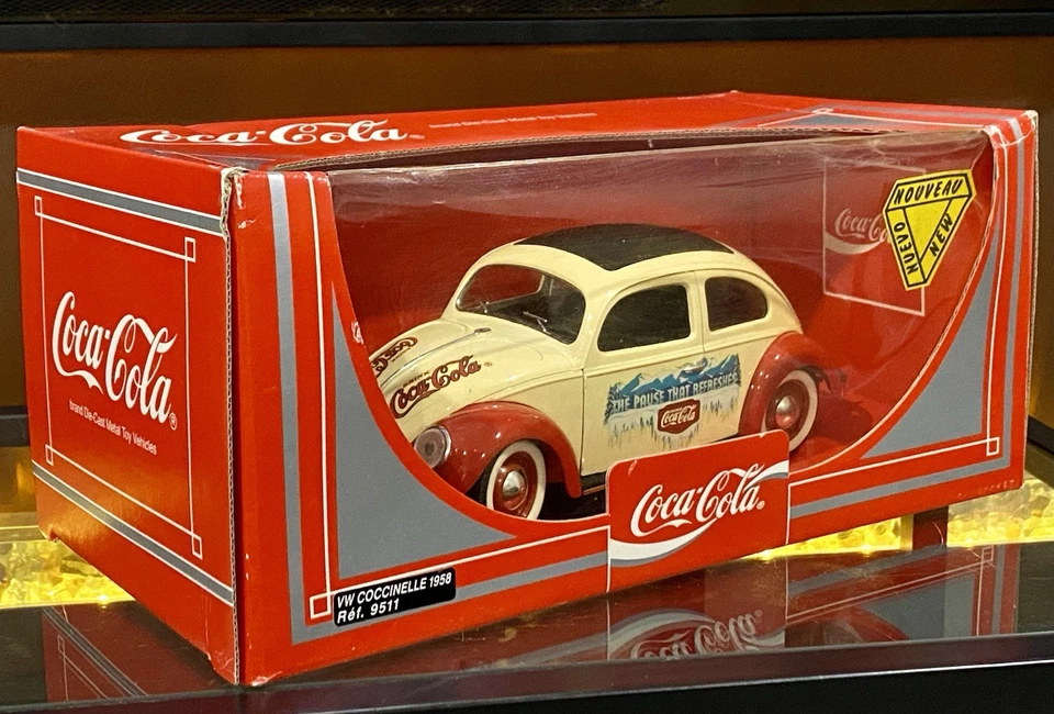 Coca-Cola 1958 Volkswagen Beetle Die Cast Car 1/18 RAGTOP VW BUG Mint White - Image 2 of 4