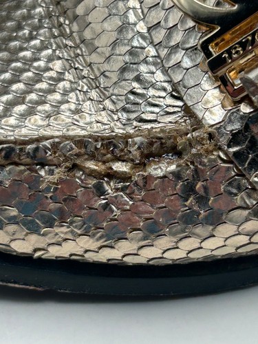 G.H. Bass Weejuns Lilianna Keeper Bit Gold Loafers Snake Womens Size 7.5 M - Picture 7 of 7