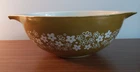 Vintage PYREX Spring Blossom/Crazy Daisy Cinderella 4 qt Mixing Bowl - 444