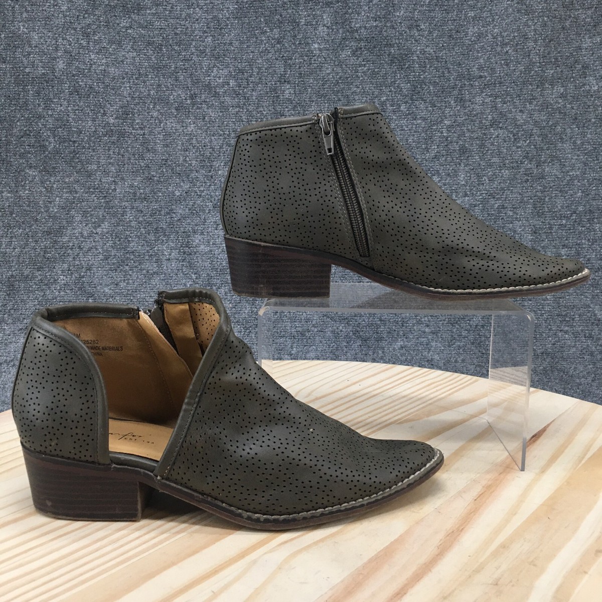 Comfor Boots Womens M Cut Out Bootie Brown Side Zip Casual - Main Image