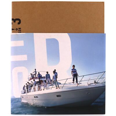 Super Junior - Boys In City Season 3 Hong Kong Photobook DVD 2010