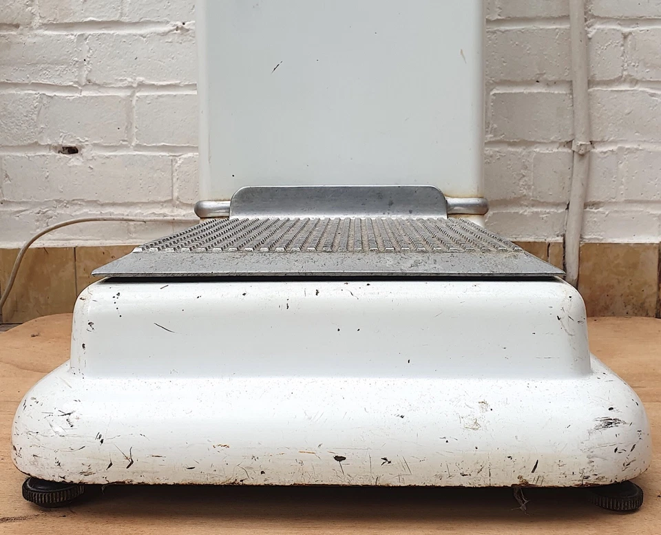 BALANCE TESTUT À MONNAYEUR ANCIEN PÈSE-PERSONNE PHARMACIE FONCTIONNE PUB VALDA - Photo 4/4