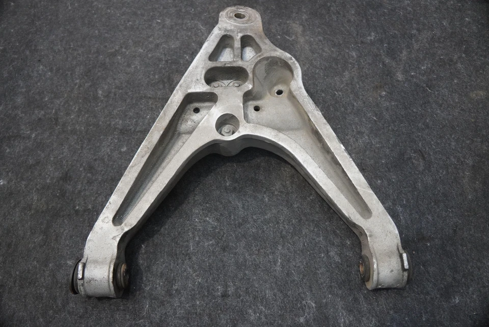 Rear Suspension Left Lower Control Arm 5290119AB OEM Dodge Viper 2003-10 - Image 3 of 4