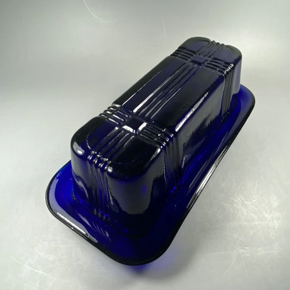 Plato de mantequilla de vidrio de cobalto entrecruzado de la era de la depresión Hazel-Atlas de colección ~ ¡Bonito! Foto 2 de 4