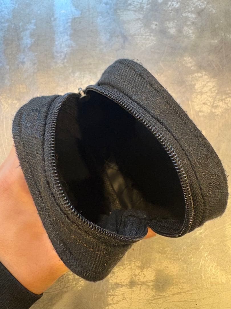 GUCCI Solid Rectangle Pouch Hand Bag Ziplock Canv… - image 3