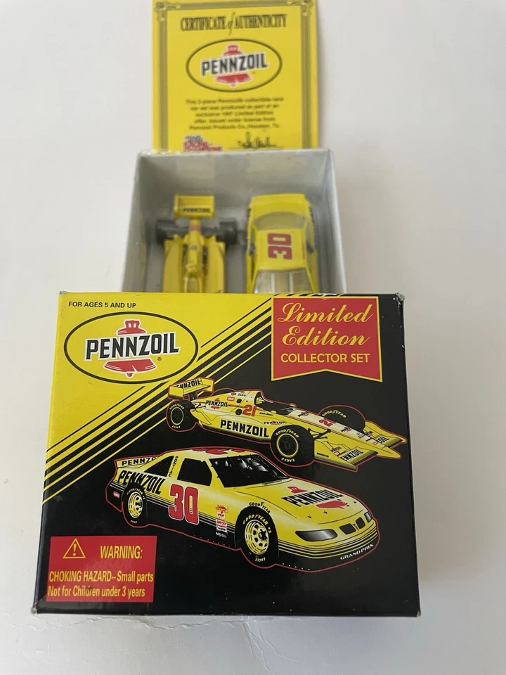 Vintage Pennzoil 1997 Limited Edition Collector Set Racing Cars #21 & #30 - Image 2 of 4