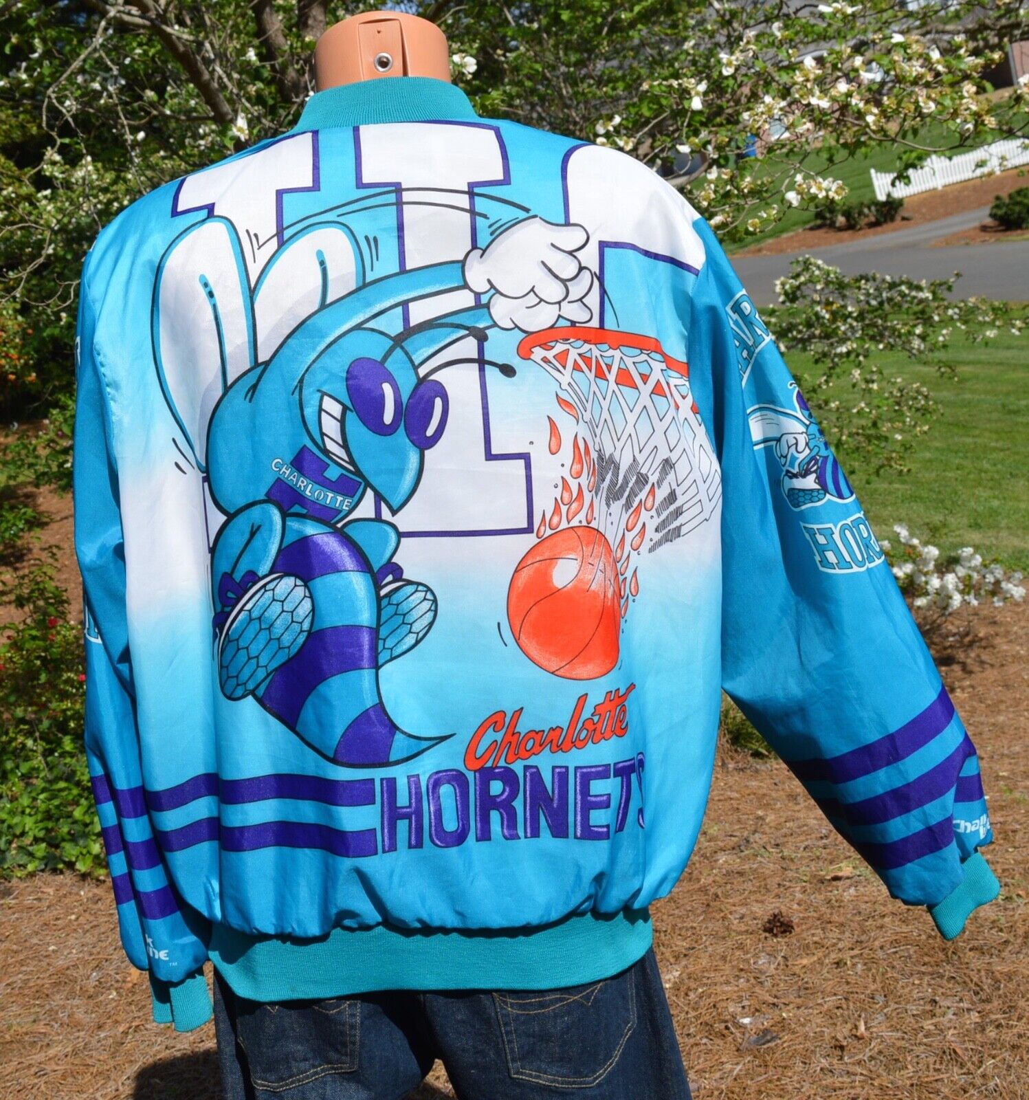 Near Mint Vintage CHALK LINE Charlotte Hornets Signed Rex Chapman Jacket  Rare XL