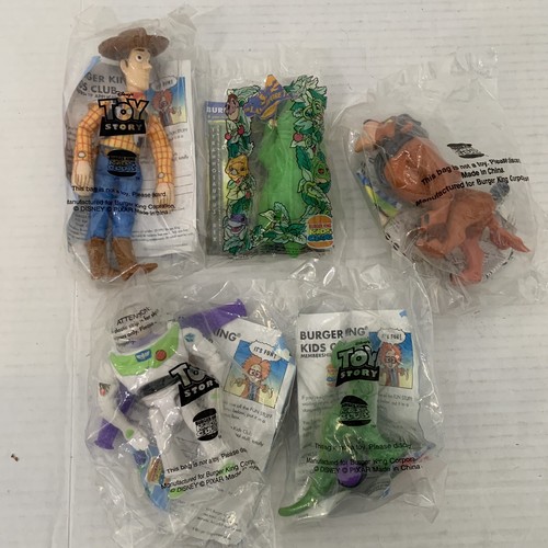 Vintage Burger King Toys Toy Story Buzz Woody Land Before Time König der Löwen Disney 90er