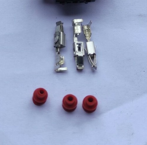3 Pin Camshaft crankshaft sensor connector Mercedes s500 cl500 sl500 m272 m273 - Picture 8 of 12