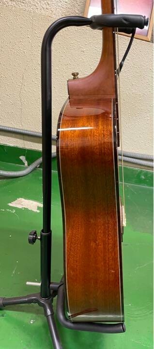 Month-End Voyage-Air Guitar Vad-1 Lr.Baggs used