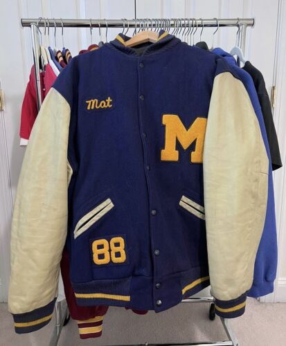 Vintage 1990s Louisville Slugger Baseball Leather Varsity Jacket / Emb –  LOST BOYS VINTAGE