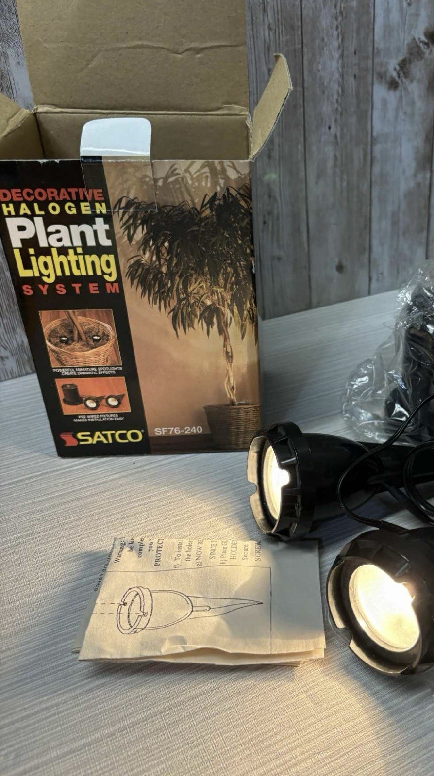 Satco Decorative Halogen Plant Lighting System with 2 Spotlights Vtg . FREE SHIP