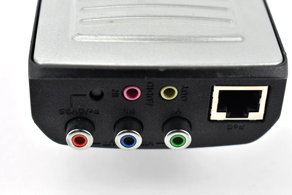 Lote de 4 câmeras de rede AXIS Communications Q1755 60HZ 0304-001-01 - Imagem 4 de 4