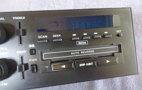 REFURBISHED Genuine GM 88-96 Models Delco Cassette AM FM Stereo Radio w VIDEO - Picture 14 of 21