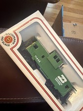 Bachmann HO Scale Rolling Stock Burlington Northern 11445 Caboose EUC
