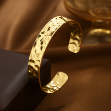 Bracciale donna rigido dorato effetto martellato regolabile in acciaio