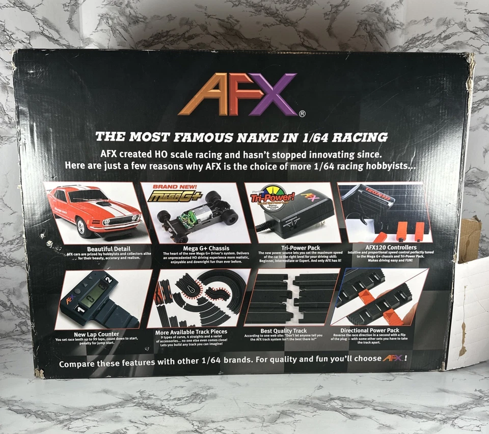 Juego de coches ranurados a presión AFX Mega G+ 1:64 Snap-On Racing, SSX19P140 Tri-Power usado en excelente estado Foto 2 de 4