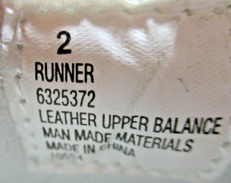 Zapatos deportivos para correr de cuero Kid Connection blancos para niño infantil talla 2 correa en T 545 Foto 2 de 4