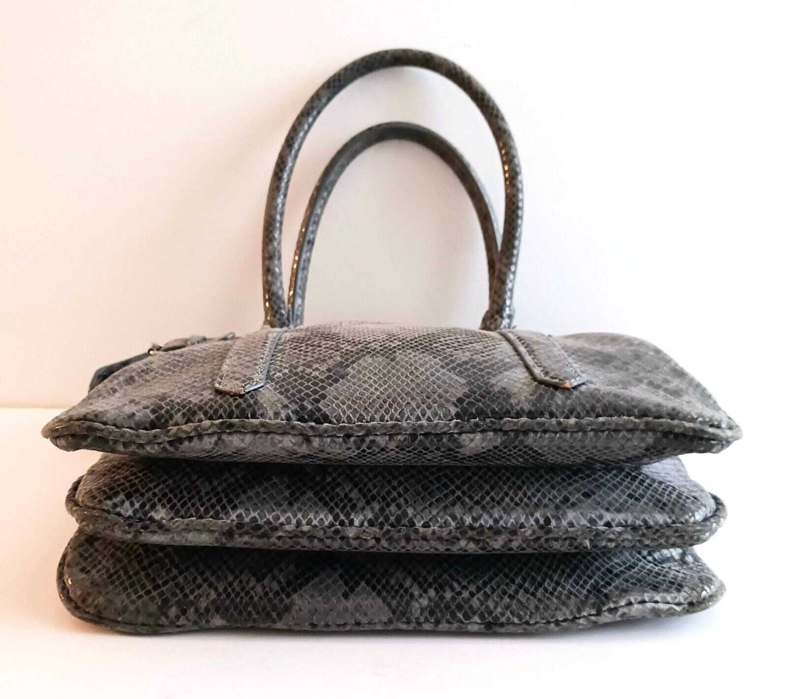 Brooks Brothers Gray Python Embossed Leather Top … - image 4