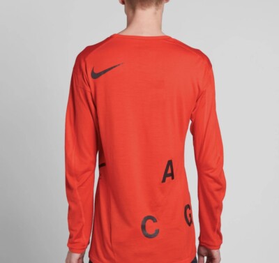 Nike Nikelab ACG Inversion Crew￼ Shirt Size ￼M RED 810126 696 