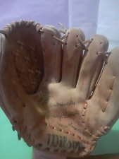 Vintage WILSON Signature Model A2144 George Brett Baseball Glove Mitt RHT ADULT
