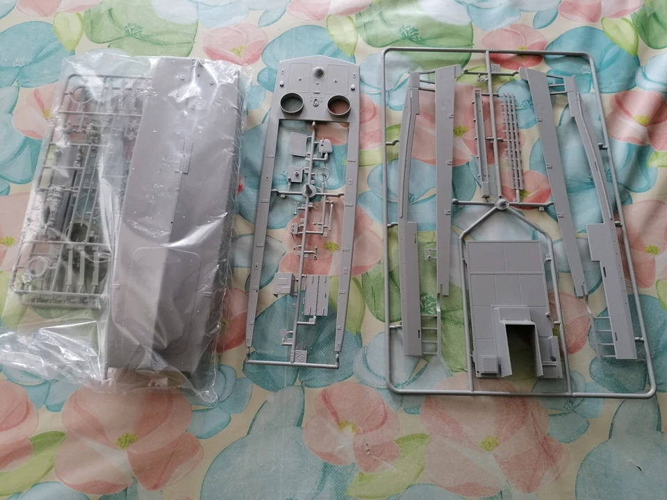 ITALERI LCVP LANDING CRAFT VEHICLE PERSONNEL 1/35 N°6441 MEZZO DA SBARCO - Immagine 3 di 4