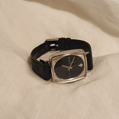 Ladies Wittnauer watch with Black, Diamond Dial 17 Jewel GE1 10K RGP Bezel