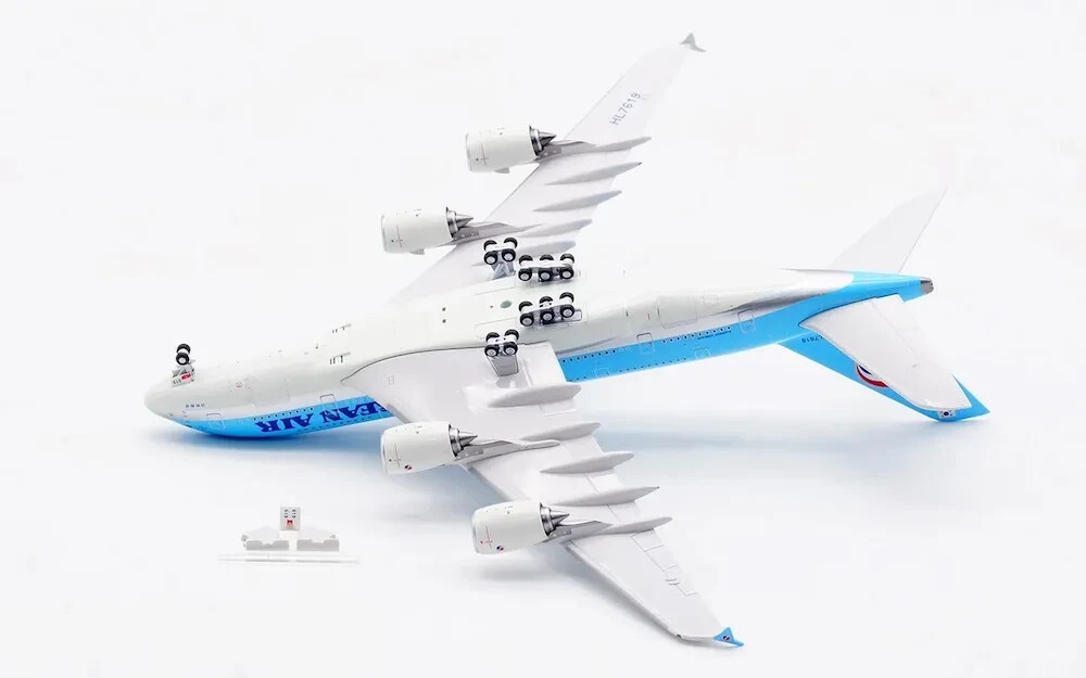 A380-861 KOREAN AIR REG: HL7619 W/STAND - AVIATION 400