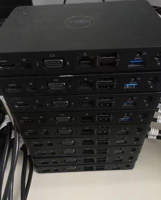 Dell WD15 USB-C Dock K17A Docking Station
