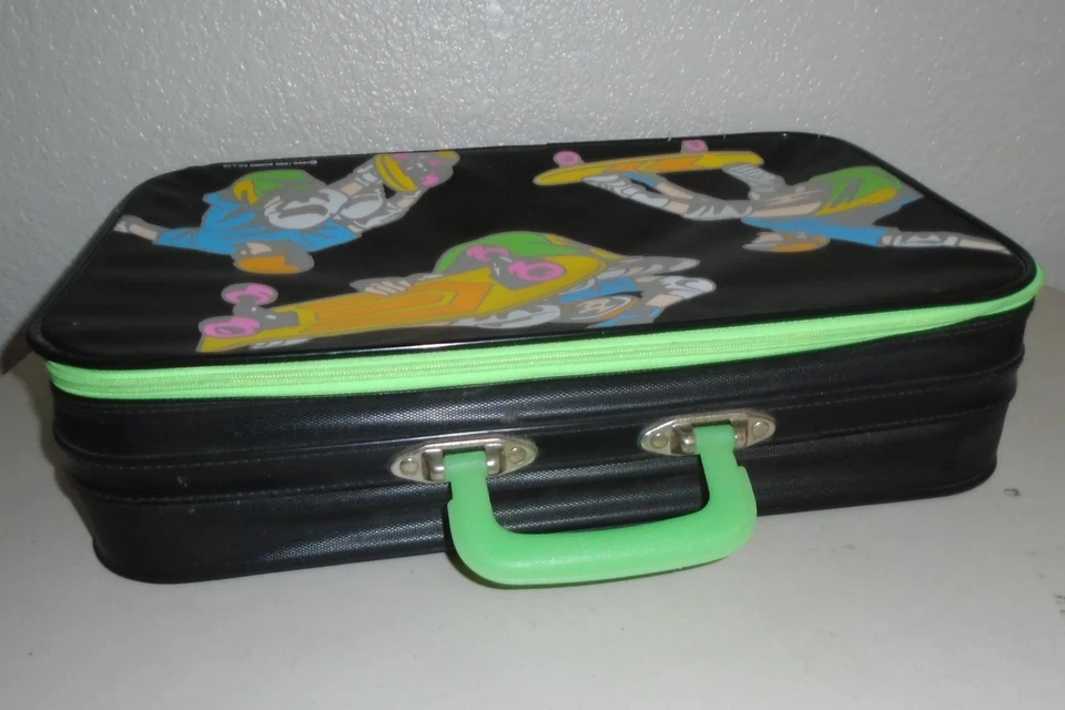 Maleta de viaje vintage monopatín Sanrio equipaje 1989 1990 Foto 3 de 4