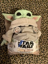 Star Wars The Mandalorian Squeeze  Blink Grogu Plush Brand New In Original Box 