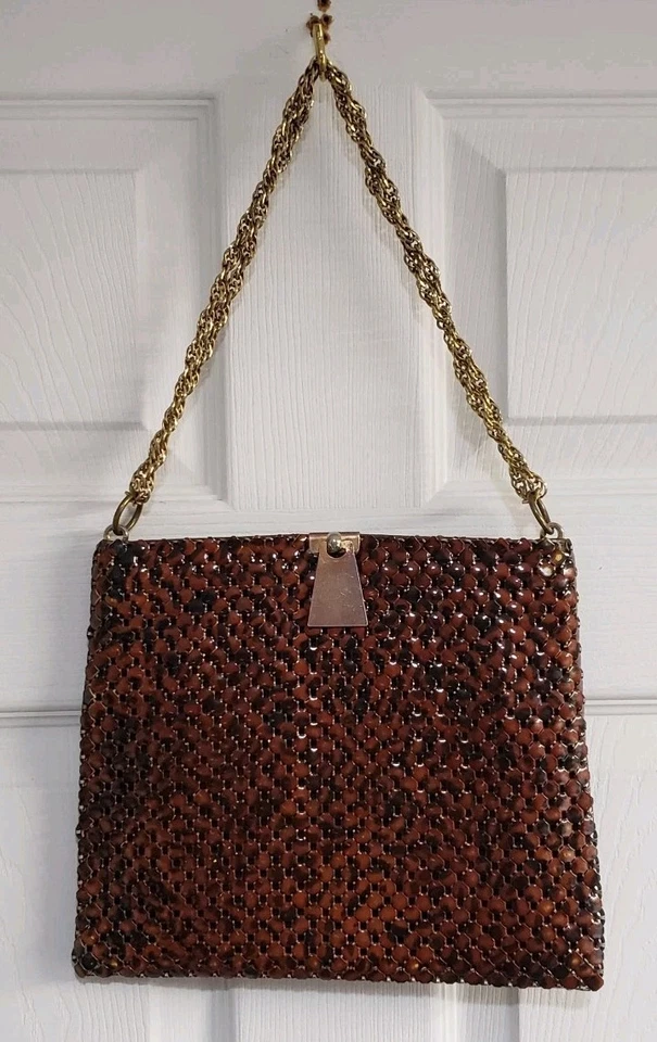 BOLSO CONVERTIBLE WHITING AND DAVIS PERFECT VINTAGE ROJO/MARRÓN MEDIANO DETALLE DORADO Foto 2 de 4