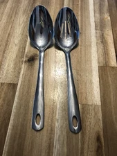 Oneida 18/8 Stainless 9.25" Large Serving Spoon W/ Hanging Hole 2 Pc Slotted