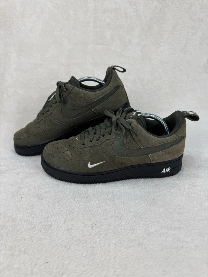 Nike Air Force 1 Low Olive Green Suede Trainers UK7 Very Good Condition - Image 2 of 4