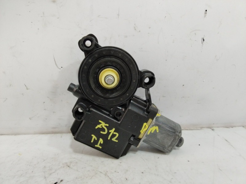 6R0959811G motor elevalunas trasero izquierdo VOLKSWAGEN POLO 2013 1799610