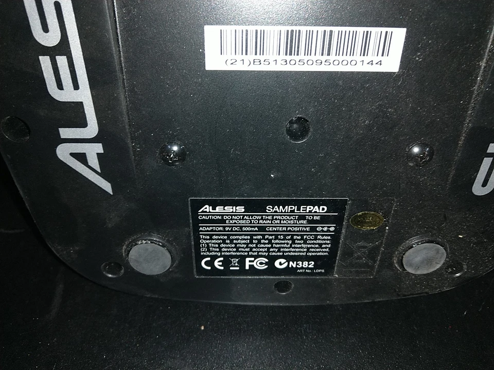 Барабанная машина Alesis Original SamplePad с кабелем питания и коробкой - Изображение 3 из 3