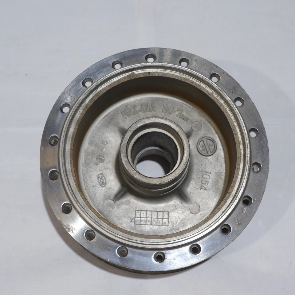 BUJE TRASERO Kawasaki GTO G3 G4 G5 G7 KH100 KE100 KV100 NOS Foto 2 de 4