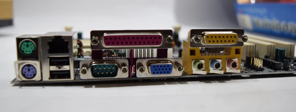 Socket 370 ATX *Tualatin* SET ECS P6STMT Motherboard, NEW! Old Stock *read* - Image 3 of 4